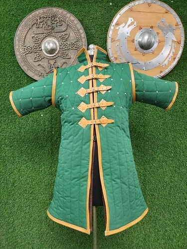 Arming doublet qulited padded - doublet,