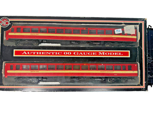 Dapol class 155 super - dapol,
