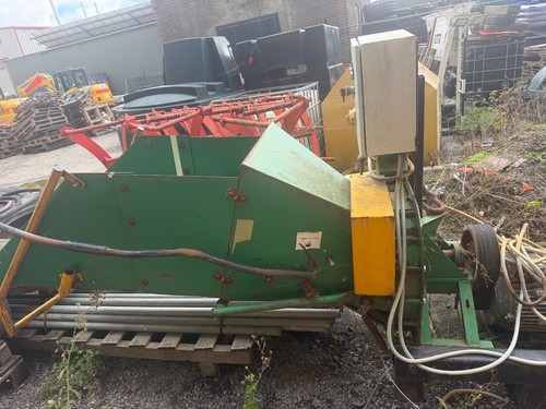 Wood chipper phase - wood,