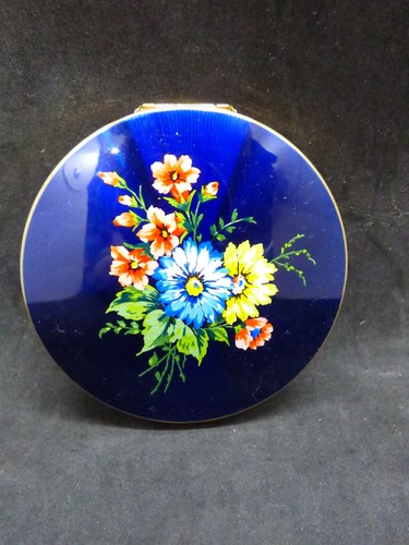 Vintage stratton powder - vintage,