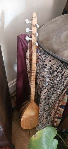 Dura baglama saz turkish long - saz,