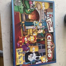 Waddingtons Cluedo The Simpsons Game Board all pieces butwear & tear as per pics