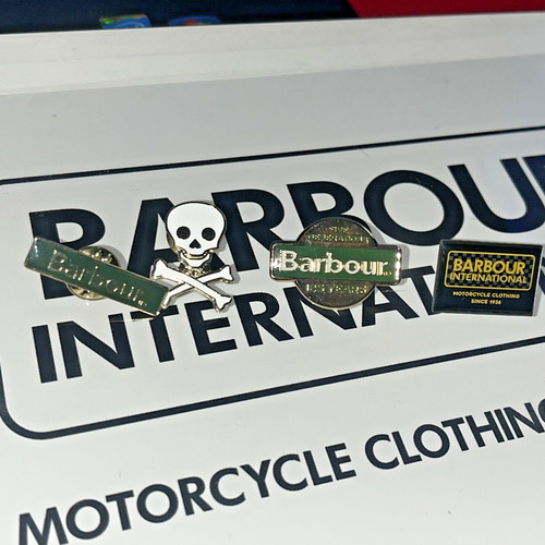 Barbour skull crossbones - x, &