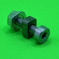 GENUINE STIHL BLADE FIXING KIT BOLT SLEEVE NUT - HL100 HL100K HL75 HL75K HS75