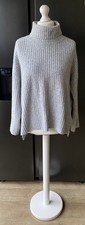 H&M Women's Grey Knit Cowl