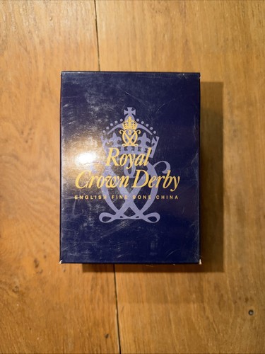 Royal crown derby contented - royal,