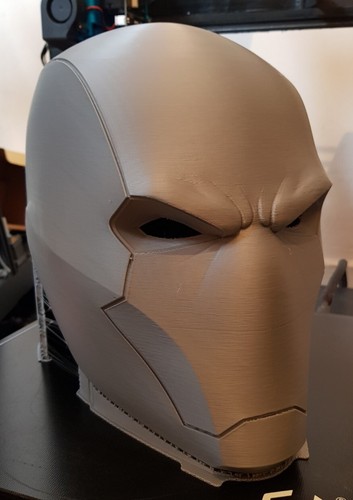 Redhood outlaw variant helmet - variant,