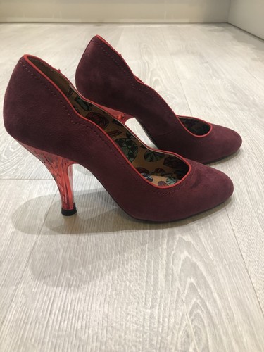 Rare miss fire red suede - l-fire,