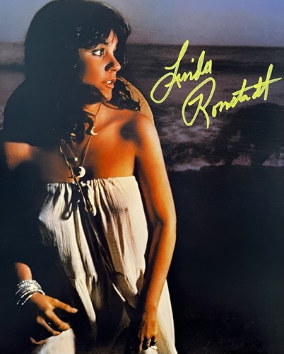 Linda ronstadt signed photo - ronstadt,