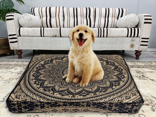 Gold print mandala floor - print,