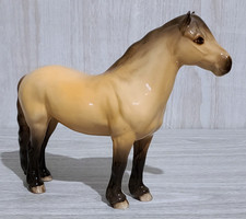 Beswick Dun Highland Pony