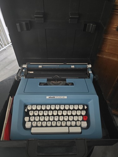 Olivetti studio typewriter - olivetti,
