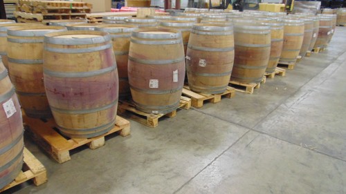 Wooden wine barrel oak - -,