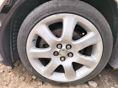 Toyota avensis 2003 2008 alloy - toyota,