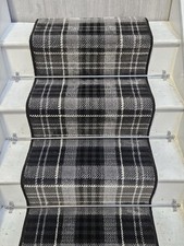 Wilton Stair Carpet Runner 7.4m Upto 15 Steps - 40cm Wide - Black / Grey Tartan 