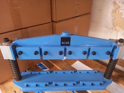Euro tooling hydraulic press