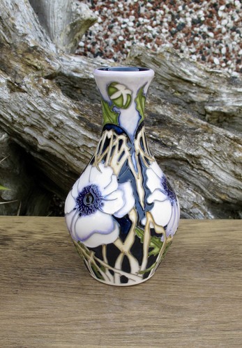 Moorcroft peace anemone - moorcroft, vase