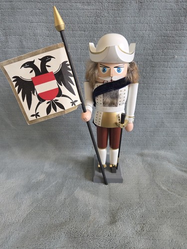 Vtg old world christmas - world,