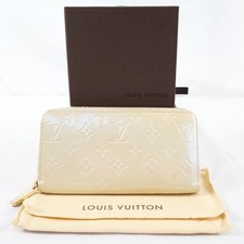 Louis Vuitton Monogram Leather