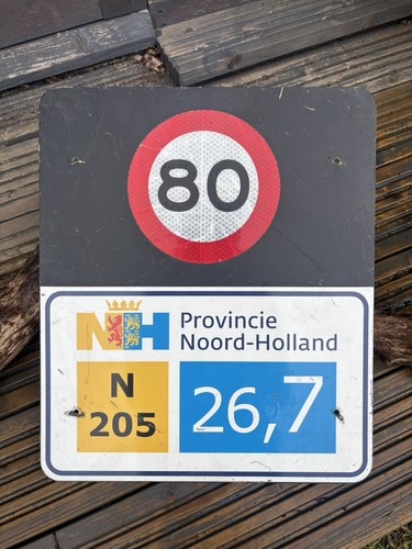 Vintage dutch road - road, kph