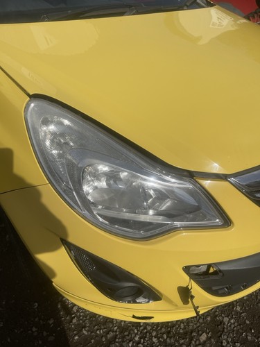 Vauxhall corsa headlight - corsa, d