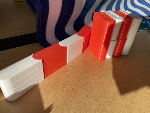 Crash barriers interlinked
