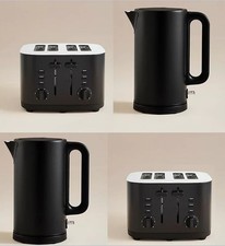 Black Matt 4-Slice Toaster
