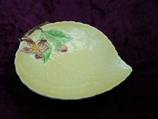 Small Carlton Ware Leaf shaped pin dish (Box57)