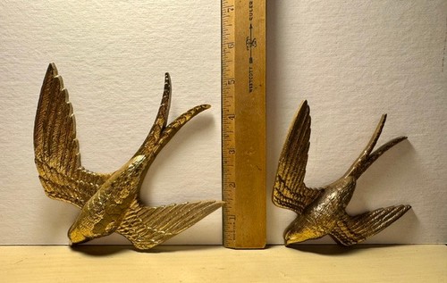 Burwood 1984 gold flying - burwood,