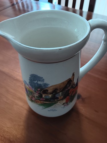 Falcon ware jug 1930s - ware, 1940s
