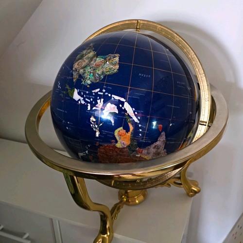 Blue gemstone 48x48cm world - blue,