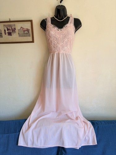 Vintage 1960s pink lace nylon - vintage,