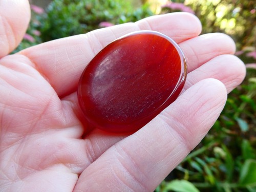 Carnelian crystal thumb stone - carnelian,