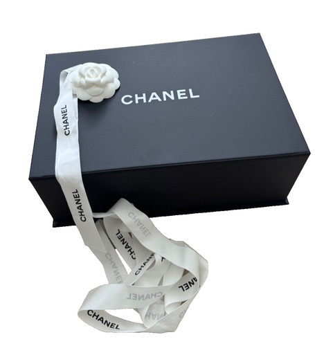 Chanel box with - chanel,
