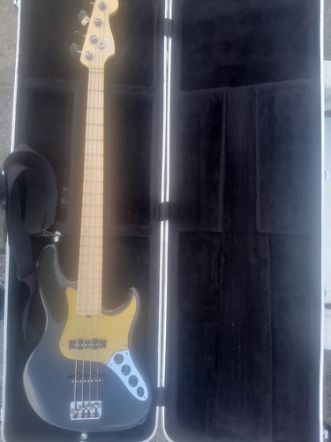 2009 fender american - 2009,