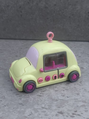 Mattel 2005 pixel chix - chix, road