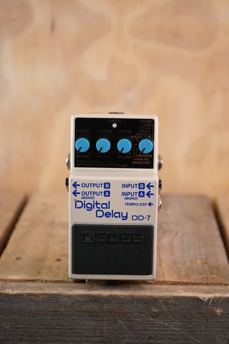 Boss digital delay - boss, guitar