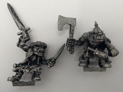 Mm27 giant black orcs - black, d)