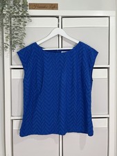 Emily And Fin Broderie