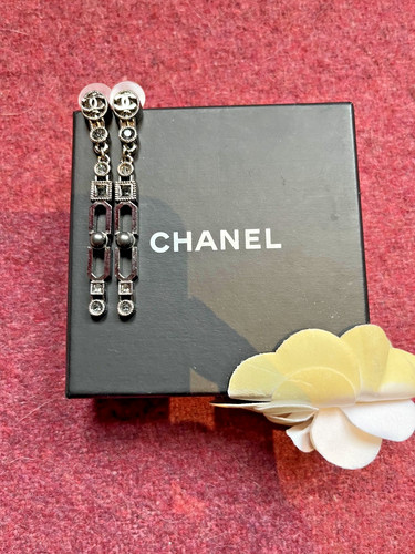 Chanel earrings pendent - , style