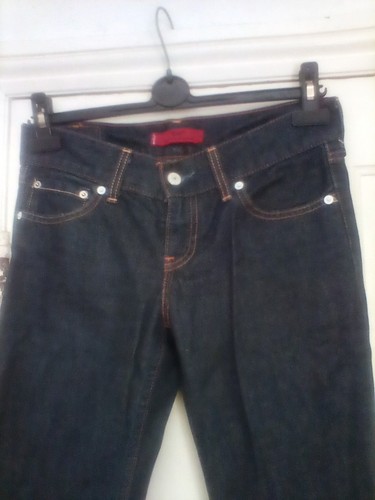 W28 l32 levis - l32, womens
