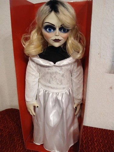 Lifesize glenda chucky - glenda, glen