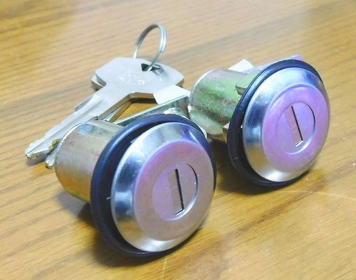 Pair door lock cylinders - pair,