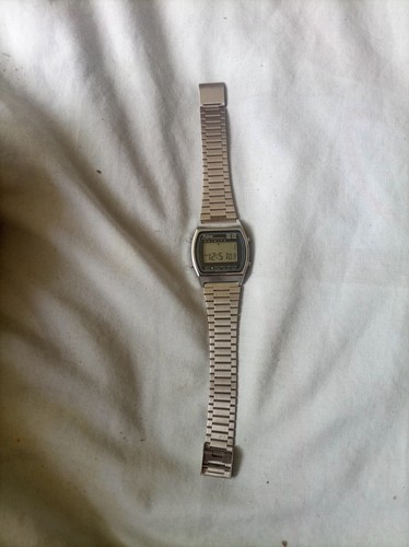 Men pulsar digital watch - men's,