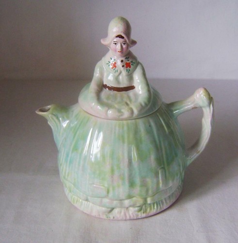 Vintage arthur wood dutch - wood, girl
