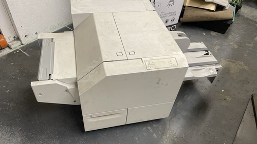Xerox squarefold trimmer - xerox,