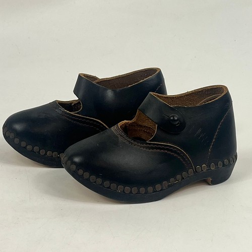 Vintage childrens sz4 clogs - vintage,