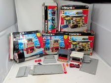 VINTAGE TOMY TOMICA HYPERCITY PLAYSETS JOB LOT RESCUE, GARAGE ETC