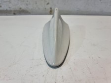 BMW 5 SERIES Roof Antenna Amplifier Shark Fin White 2009 E61 LCI OEM 6957345-02