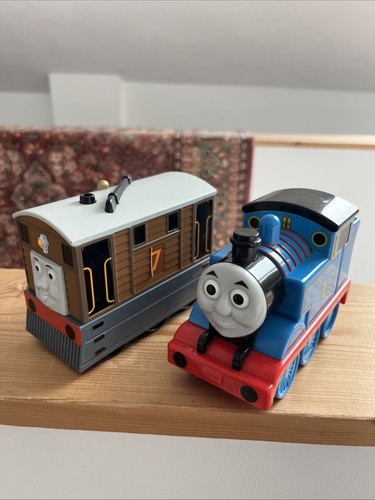 Thomas the tank engine - thomas,